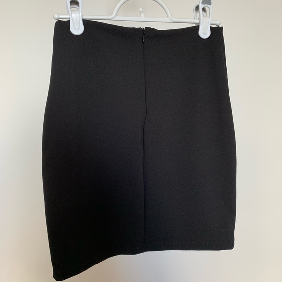 NWT Lulus Skirt - Picture 5 of 6